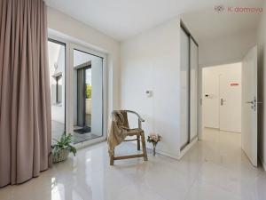 Prodej bytu 3+kk, Praha - Zbraslav, Na Baních, 78 m2