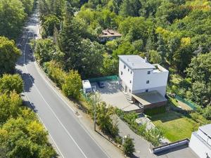 Prodej bytu 3+kk, Praha - Zbraslav, Na Baních, 78 m2