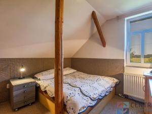 Prodej rodinného domu, Loukovec, 215 m2