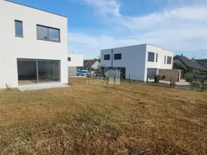 Prodej rodinného domu, Kladno - Dubí, Pechlátova, 353 m2