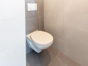 Pronájem bytu 2+kk, Praha - Holešovice, U parního mlýna, 81 m2