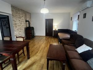 Prodej rodinného domu, Chotiněves, 300 m2