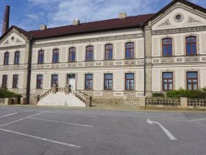 Prodej obchodního prostoru, Zliv, Nádražní, 900 m2