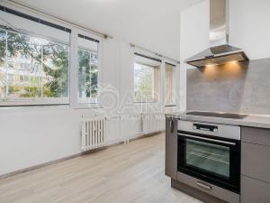 Pronájem bytu 3+kk, Praha - Michle, Hanusova, 57 m2
