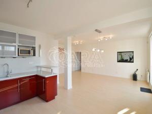 Pronájem bytu 2+kk, Praha - Strašnice, Sečská, 72 m2