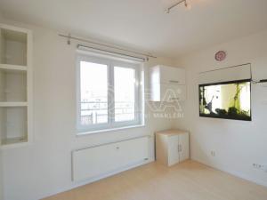 Pronájem bytu 2+kk, Praha - Strašnice, Sečská, 72 m2