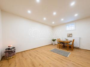 Pronájem bytu 2+kk, Praha - Malešice, U tvrze, 53 m2