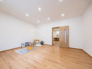 Pronájem bytu 2+kk, Praha - Malešice, U tvrze, 53 m2
