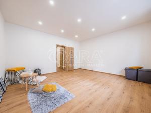 Pronájem bytu 2+kk, Praha - Malešice, U tvrze, 53 m2