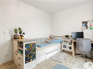 Prodej bytu 3+kk, Nehvizdy, Pražská, 65 m2