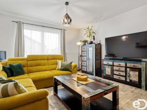 Prodej bytu 3+kk, Nehvizdy, Pražská, 65 m2