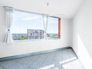 Pronájem bytu 2+kk, Praha - Horní Měcholupy, Modenská, 64 m2