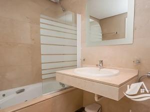 Prodej bytu 4+kk, Castillo de la Duquesa, Španělsko, 90 m2