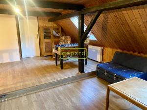 Pronájem chalupy, Pěnčín - Huť, 271 m2