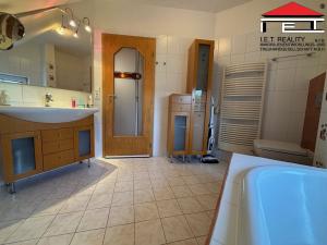 Pronájem bytu 2+1, Frýdek-Místek, Sadová, 81 m2