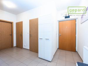 Prodej bytu 3+kk, Praha, Wiesenthalova, 80 m2