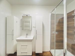 Pronájem bytu 3+1, Veselí nad Moravou, Kovářská, 68 m2