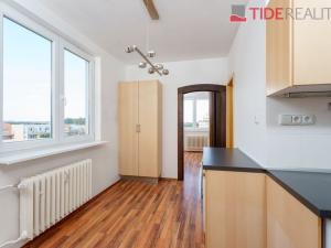 Prodej bytu 3+1, Praha - Malešice, Limuzská, 69 m2