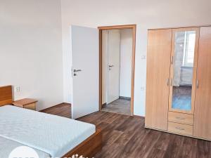 Pronájem bytu 2+1, Brno - Židenice, Eimova, 69 m2