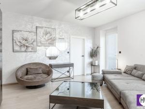 Prodej bytu 6+kk a větší, Praha, Soběslavská, 115 m2