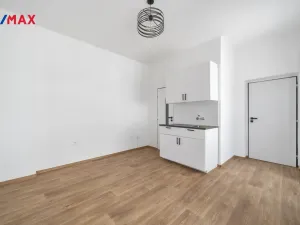 Prodej činžovního domu, Úpice, Dr. E. Beneše, 84 m2