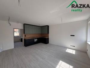 Pronájem bytu 2+kk, Planá, Zámecká, 55 m2