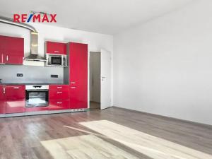 Pronájem bytu 1+kk, Praha - Dolní Měcholupy, Honzíkova, 37 m2