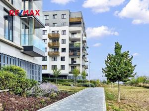 Pronájem bytu 1+kk, Praha - Dolní Měcholupy, Honzíkova, 37 m2