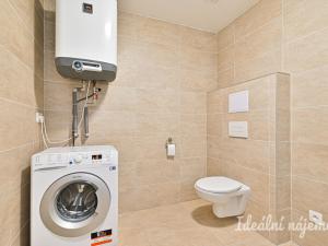 Pronájem bytu 1+kk, Brno, Svitavská, 33 m2