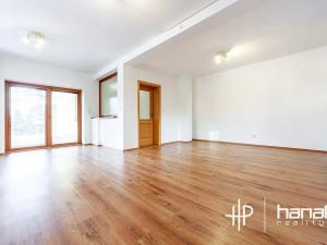 Pronájem rodinného domu, Strančice, 259 m2