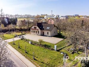 Pronájem rodinného domu, Strančice, 259 m2