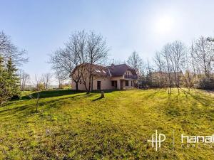 Pronájem rodinného domu, Strančice, 259 m2