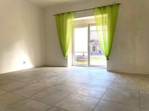 Pronájem skladu, Ledčice, 700 m2