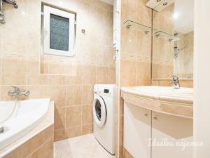 Pronájem bytu 2+1, Praha - Vinohrady, Slavíkova, 77 m2