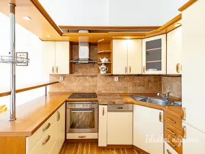 Pronájem bytu 2+1, Praha - Vinohrady, Slavíkova, 77 m2