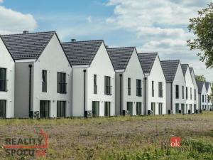 Prodej rodinného domu, Pečky - Velké Chvalovice, Za Statkem, 166 m2