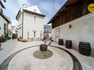 Prodej ubytování, Štramberk, Náměstí, 2230 m2