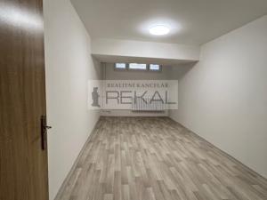 Pronájem bytu 3+1, Praha - Stodůlky, Flöglova, 80 m2