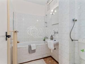 Prodej bytu 1+kk, Praha - Strašnice, Černokostelecká, 26 m2