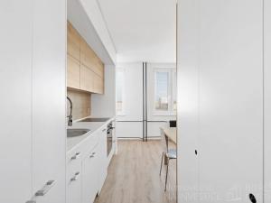 Pronájem bytu 1+kk, Praha - Záběhlice, Topolová, 31 m2