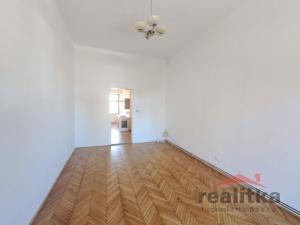 Pronájem bytu 1+1, Opava - Předměstí, Nádražní okruh, 45 m2