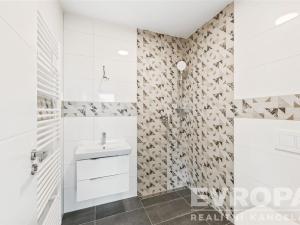 Pronájem rodinného domu, Líbeznice, Jižní, 320 m2