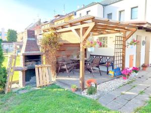 Prodej bytu 3+kk, Krnov - Pod Bezručovým vrchem, Březinova, 177 m2