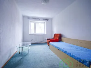 Pronájem bytu 2+1, Jeseník, Jiráskova, 70 m2