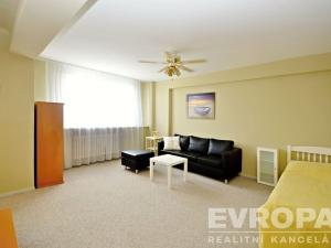 Prodej bytu 1+1, Roztoky, Masarykova, 36 m2