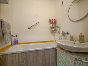 Pronájem bytu 2+1, Jeseník, Bezručova, 62 m2