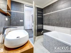 Prodej bytu 2+kk, Hradec Králové, Slunečná, 54 m2