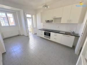 Pronájem bytu 3+1, Praha - Nové Město, Štěpánská, 89 m2