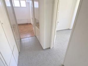 Pronájem bytu 3+1, Praha - Nové Město, Štěpánská, 89 m2