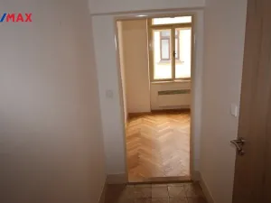 Pronájem bytu 1+1, Písek - Vnitřní Město, Chelčického, 31 m2